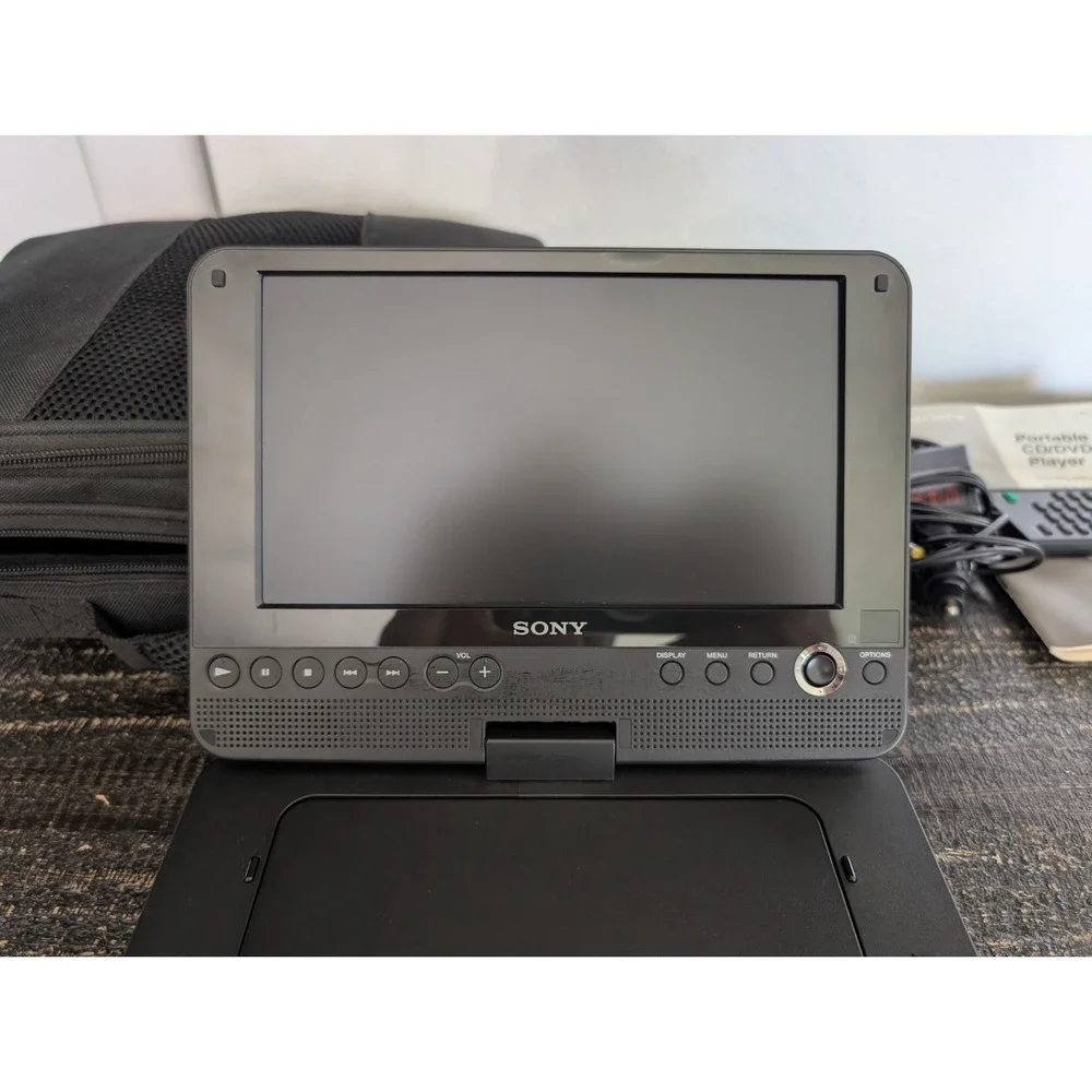 Sony Portable CD/DVD Player DVP-FX820 8